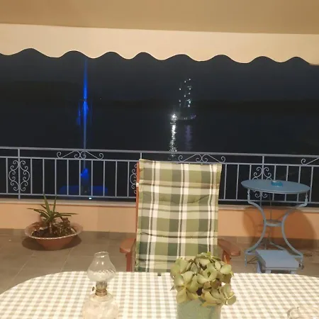 شقة Aura Thalassas By Goutos Luxury Living إرميوني